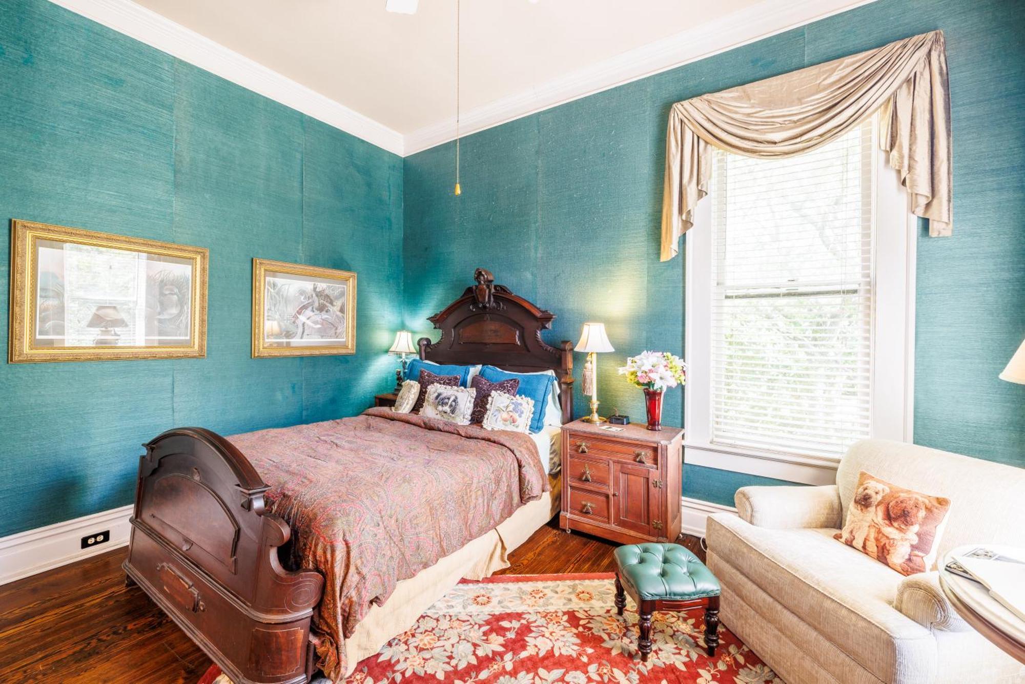 Belle Oaks Inn Gonzales Экстерьер фото